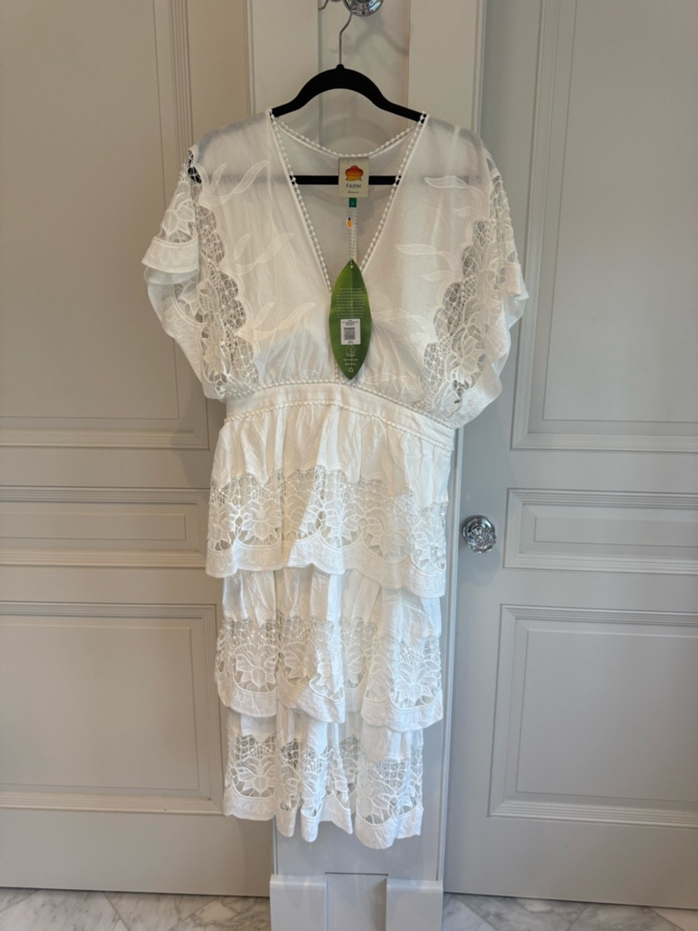 Farm Rio Richelier White Embroidered V-Neck Midi Dress large NWT